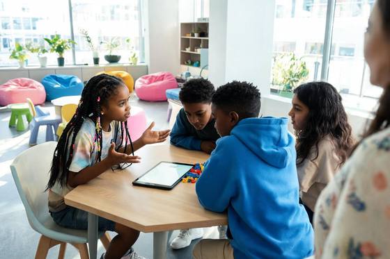 Students working together